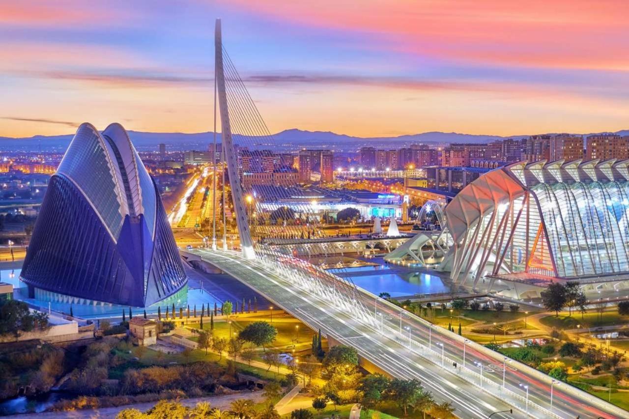 Appartamento Alojame Valenza Esterno foto